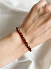 Load image into Gallery viewer, Rokassprādze ar Granātu