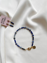 Load image into Gallery viewer, Rokassprādze ar Sodalītu