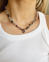 Load image into Gallery viewer, Kaklarota ar Labradorītu