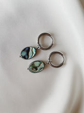 Load image into Gallery viewer, Auskari ar Gliemežvāku