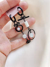 Load image into Gallery viewer, Asimetriski auskari ar Akvamarīnu