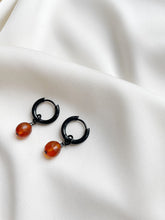 Load image into Gallery viewer, Auskari ar Dzintaru