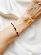 Load image into Gallery viewer, Rokassprādze ar Labradorītu