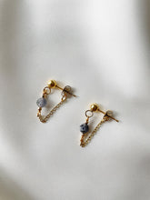 Load image into Gallery viewer, Ķēdīšu auskari ar Jolītu