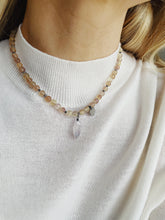 Load image into Gallery viewer, Kaklarota kulons ar Fluorītu