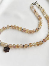 Load image into Gallery viewer, Kaklarota kulons ar Fluorītu