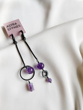 Load image into Gallery viewer, Asimetriski auskari ar Ametistu