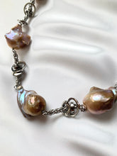 Load image into Gallery viewer, Kaklarota ar Pērlēm
